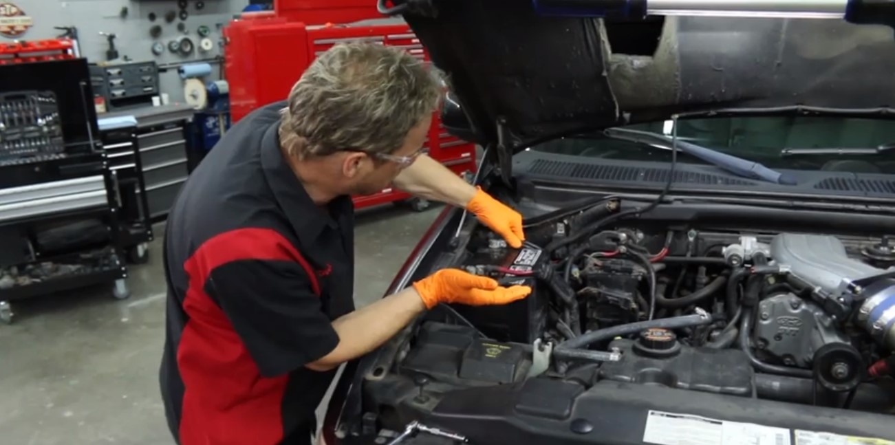 autozone battery replacement service